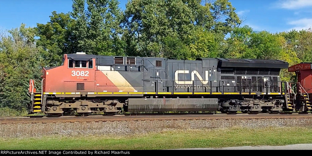 CN 3082